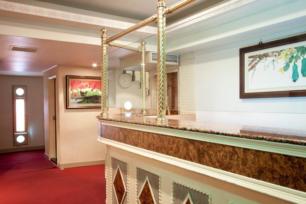 Jia Jia Hotel Yonghe Bagian luar foto